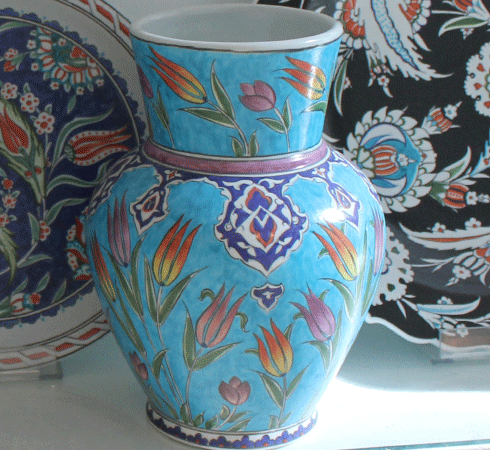 Vases And Caftan